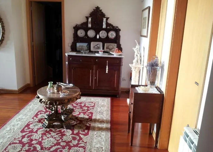 Gorgeous Looking To Douro *